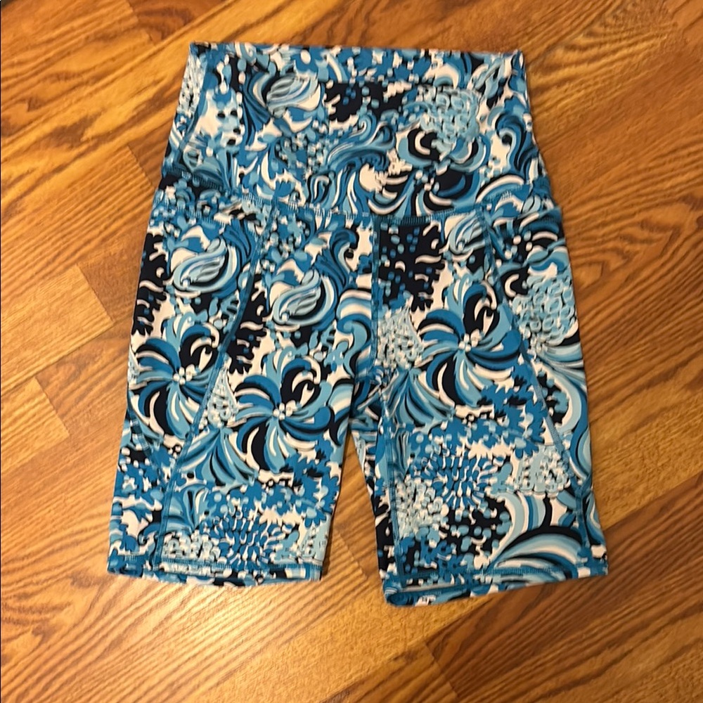 Lilly Pulitzer Blue and Black Patterned Bike Shorts